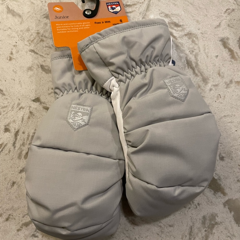 NWT Hestra Jr Foss Mitt